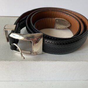 ONYX BY BRIGHTON FOR BROADMOOR SIZE 38 GENUINE LEATHER HANDCRAFTED IN USA BELT